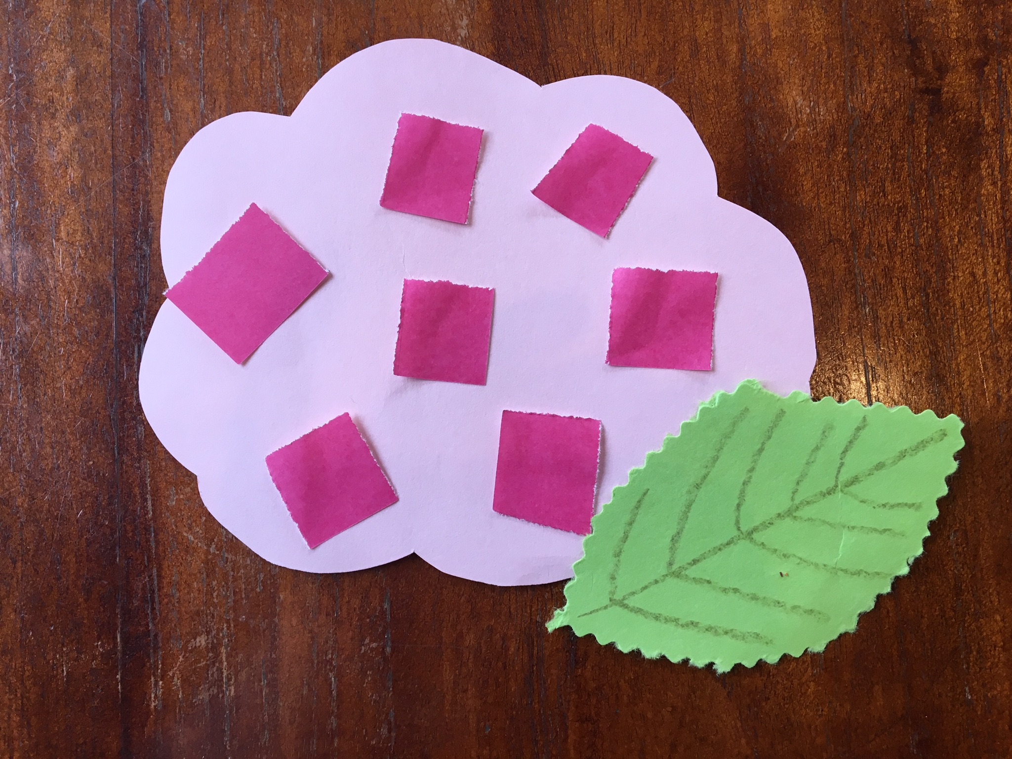 あじさい製作ー１歳児 ２歳児 ３歳児向け 折り紙と画用紙で簡単製作ー