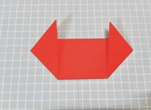 折り紙 カニ 1番簡単な折り方ー3歳児頃からおすすめ 夏の折り紙製作
